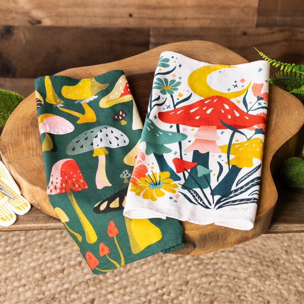 Transpac Garden Mushrooms Hand Tea Kitchen Bathroom Towel, Set of 2, NWT